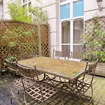 Opera Charming 2 Bedrooms With Terrace